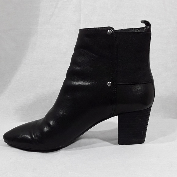 DKNY black leather heel boots - Picture 4 of 8